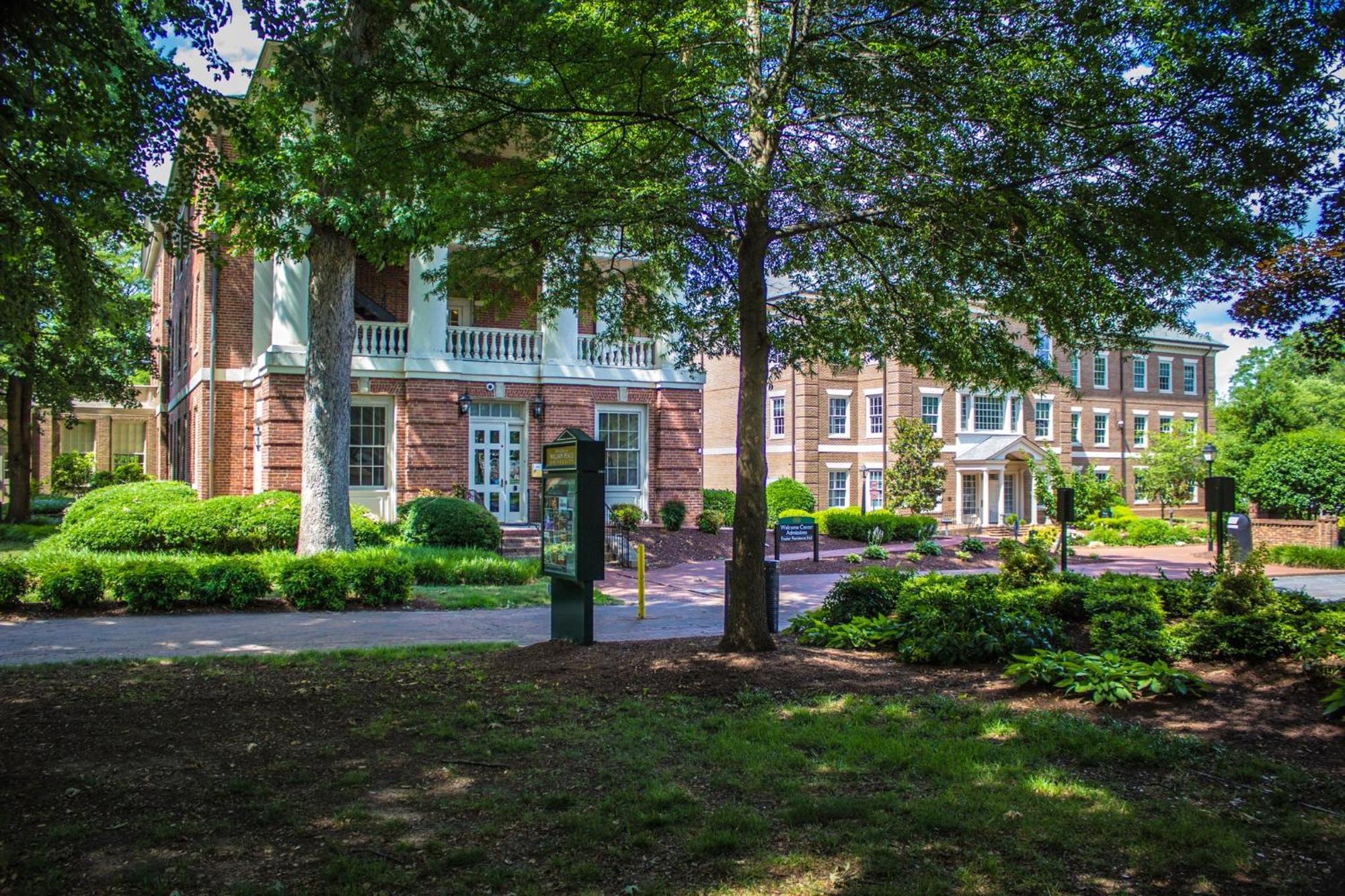 Holiday Inn Express Hotel Raleigh Southwest By Ihg Exterior foto
