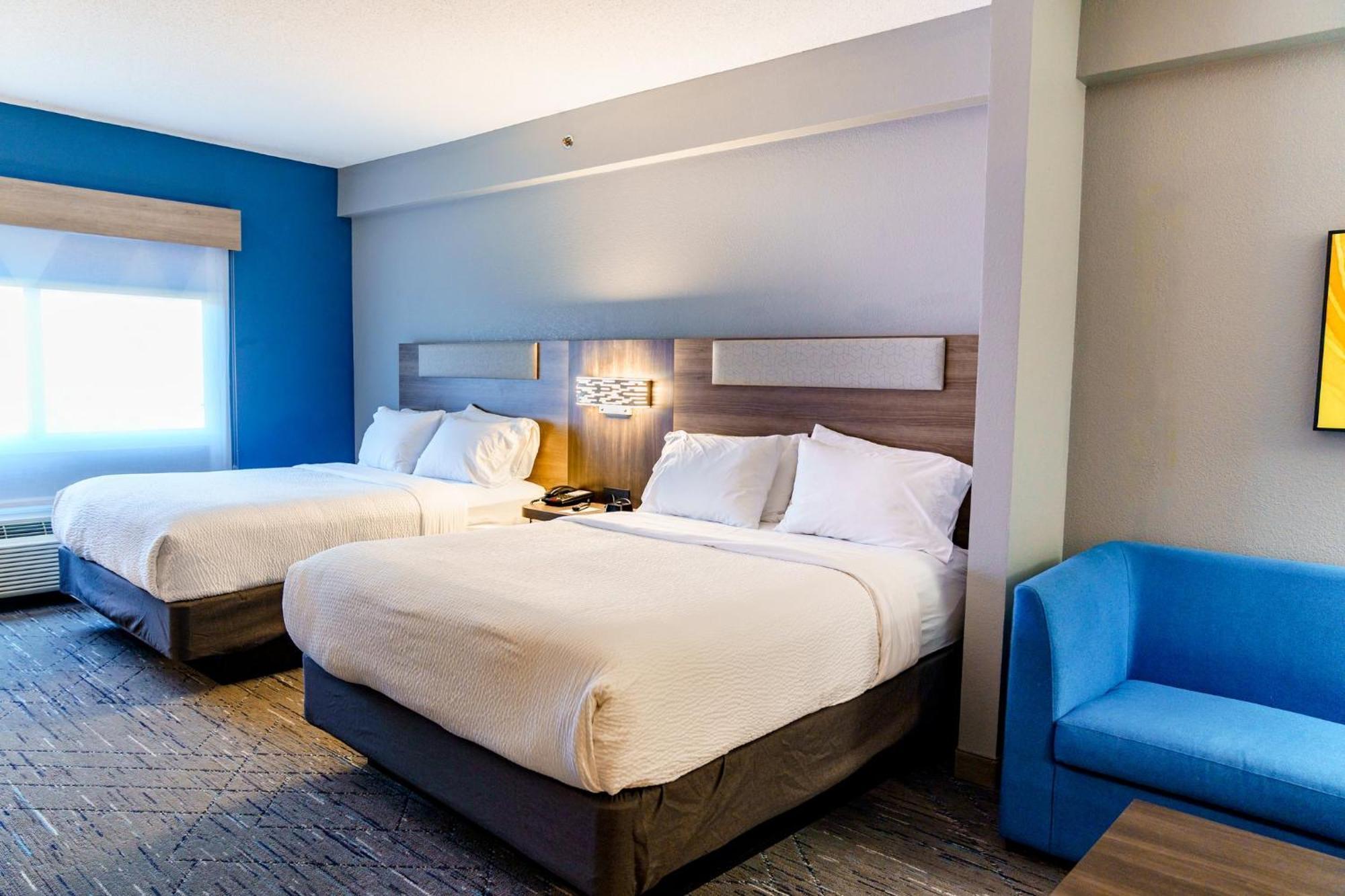 Holiday Inn Express Hotel Raleigh Southwest By Ihg Exterior foto