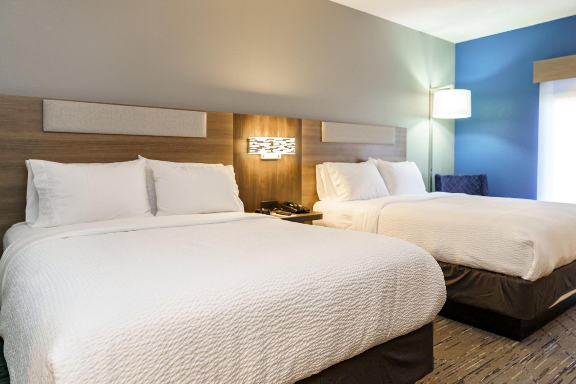 Holiday Inn Express Hotel Raleigh Southwest By Ihg Exterior foto